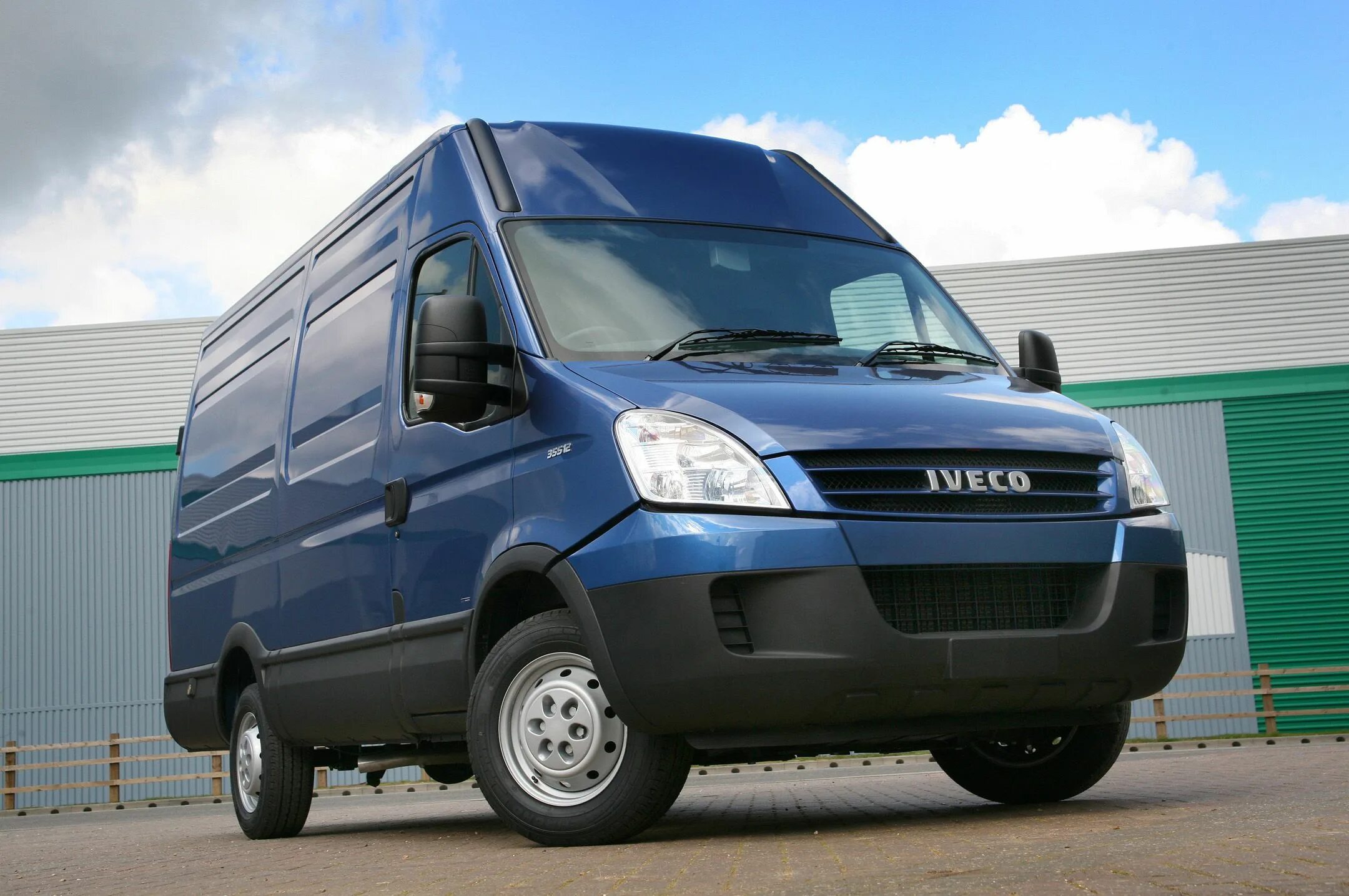 Ивеко Дейли 2006. Ивеко Дейли фургон 2006. Ивеко Дейли 2008. Iveco Daily 2023. Ивеко дейли газ