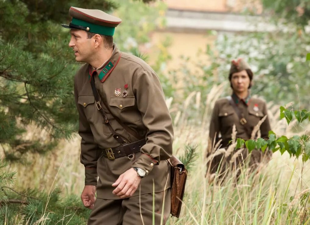 Военнослужащие в военное время. По законам военного времени Климова.