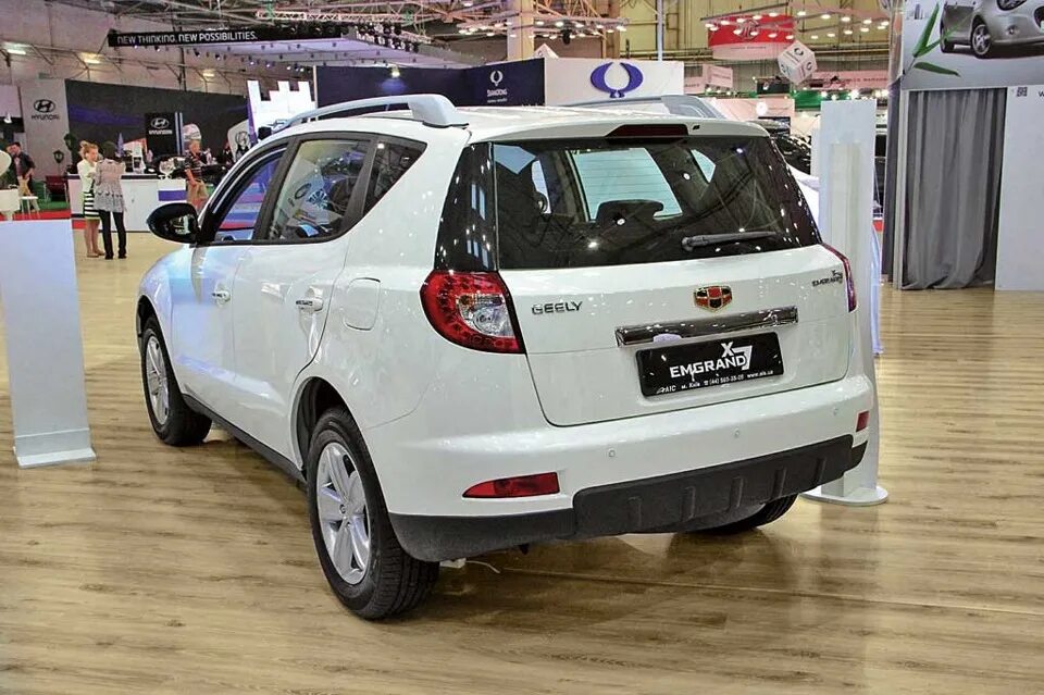 Джили эмгранд х7 2015 года. Geely Emgrand x7. Geely Emgrand х7. Авто Geely Emgrand x7. Джили Emgrand x7.