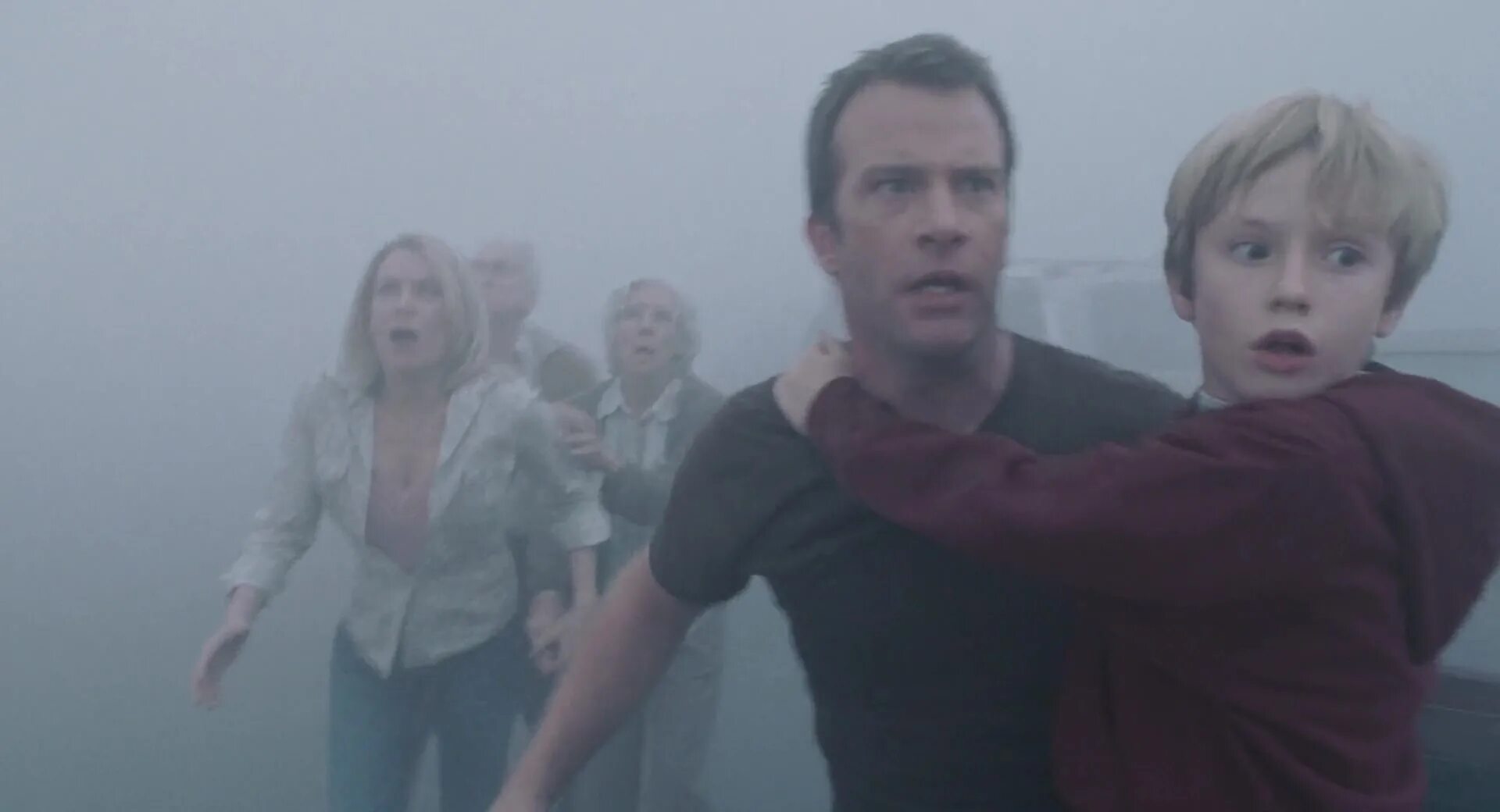 Находит мгла. Мгла 2007 лори холден. фильм мгла 2. мгла  the mist — фрэнк дарабонт.