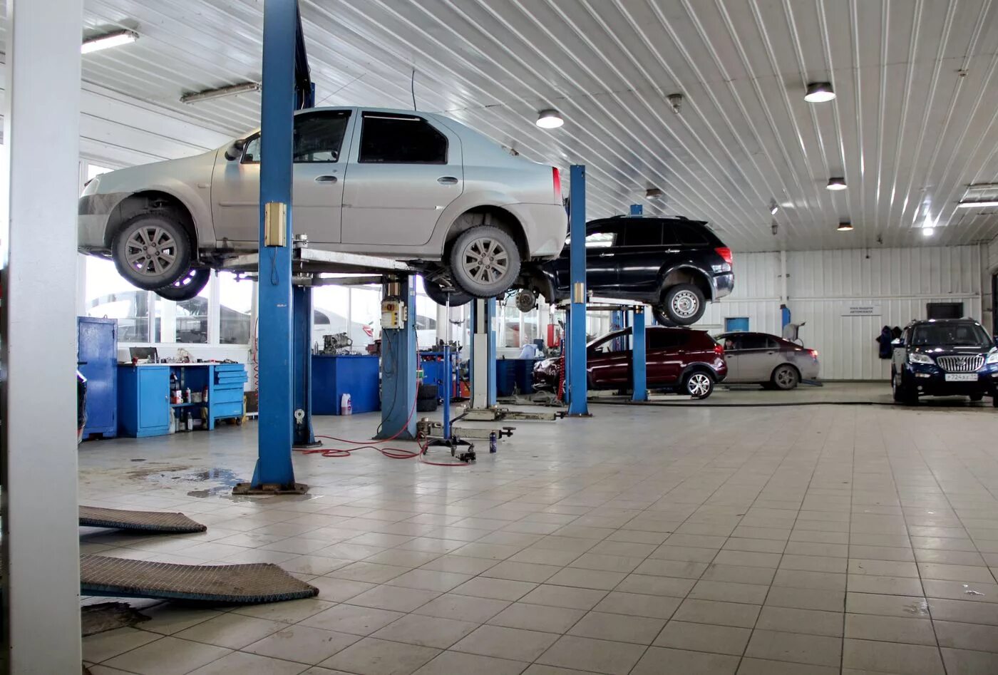 освещение для автосасалона. ухта улица западная. автоцентр союз. союз ухта.