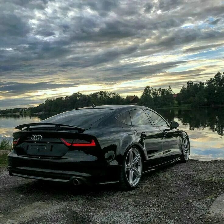 Audi rs7. Audi rs7 черная. Ауди а7 кватро. Audi a7 2012 Black.