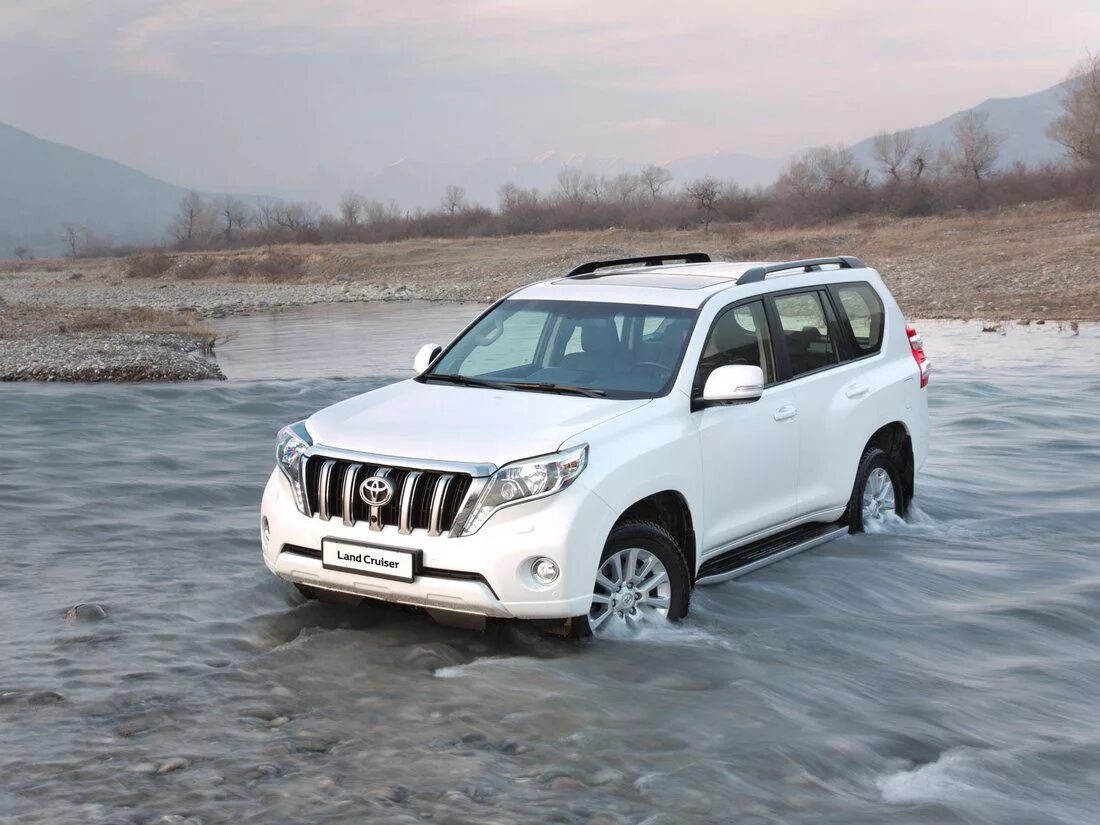 Toyota land cruiser prado 150. Toyota Land Cruiser Prado. Тойота Ланд Крузер Прадо 150. Тойота ленд Крузер Прада. Машина Тойота ленд Крузер 150.