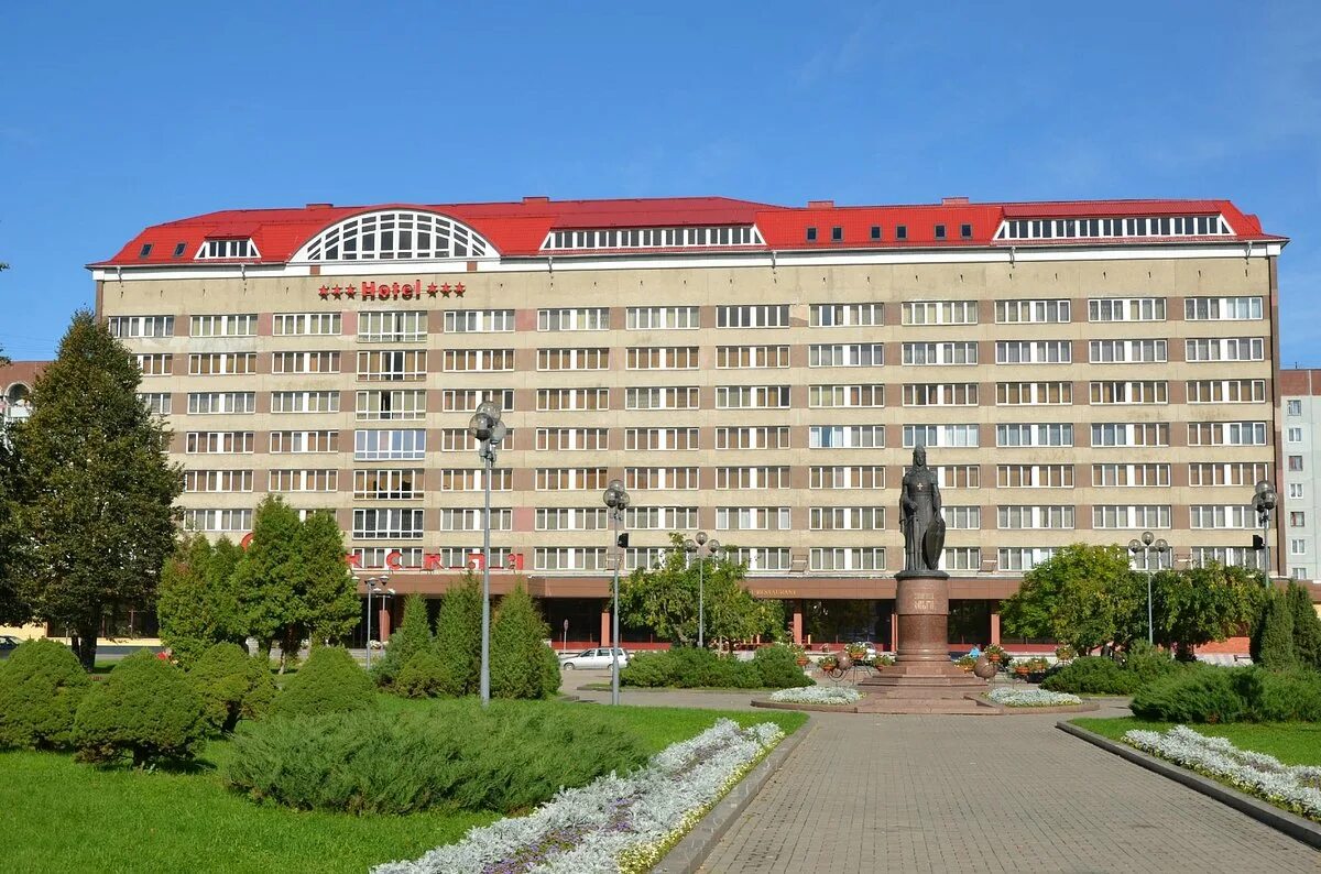 Гостиница барселона псков. Псков гостиница барселона 3***. Спа в олд эстейт псков. Гостиница двор подзноева. Барселона юбилейная ул.