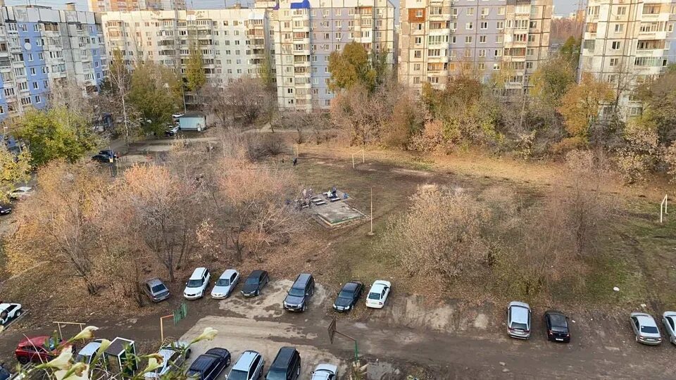 Советские девочки во дворе. Двор детства. Дворовые мальчишки. Дети во дворе. Лучший дворик.