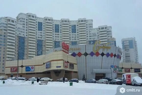 Москва, ул. Улица академика янгеля 6к1. Птичка академика янгеля. 2. Соловей улица академика янгеля.