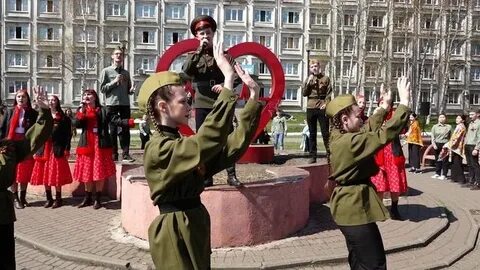 Танец смуглянка на 9 мая