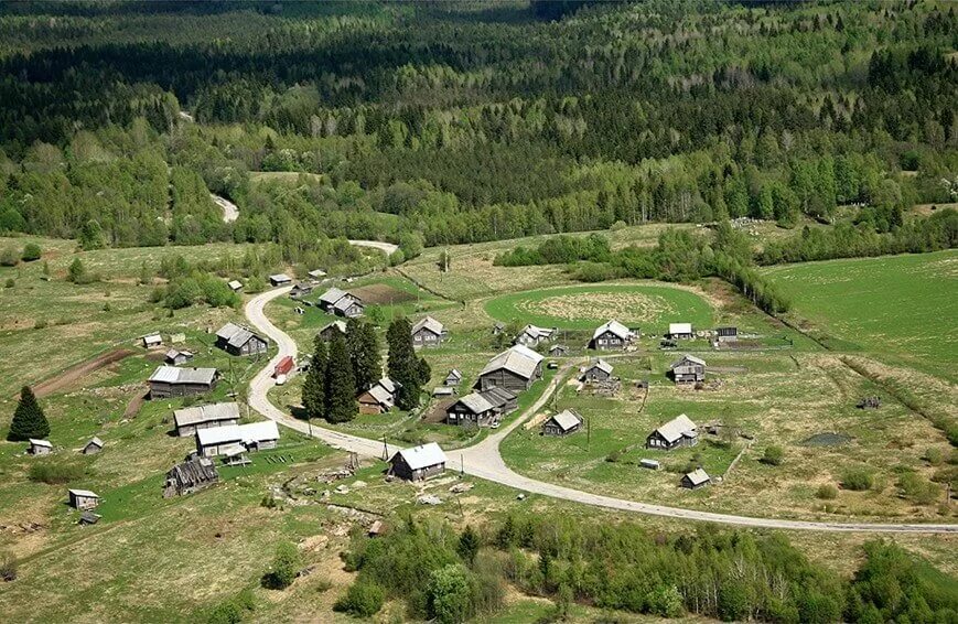 Деревня 5 человек. Исчезнувшие деревни. Деревня 5 человек. Сельское поселение «деревня ерденево». Деревня 5 человек.