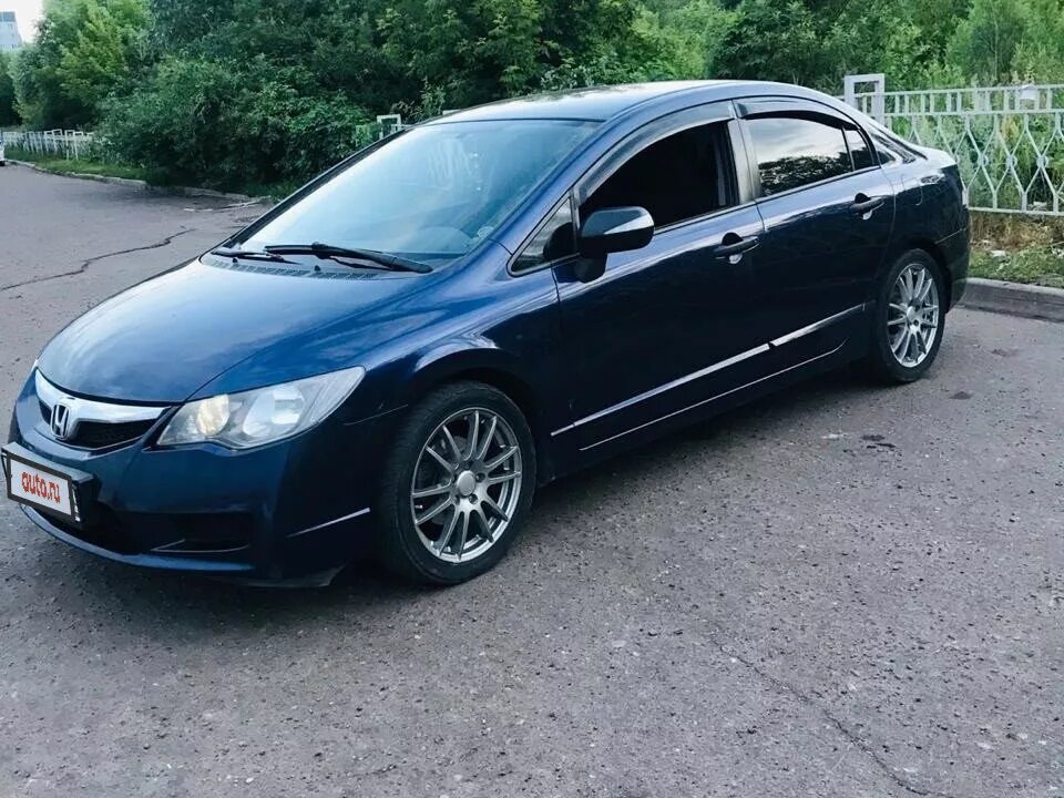 Хонда цивик 4d 2009. Honda civic 2009 год. Honda civic 2008. Honda civic 2009 синий. Honda civic 2009 год.