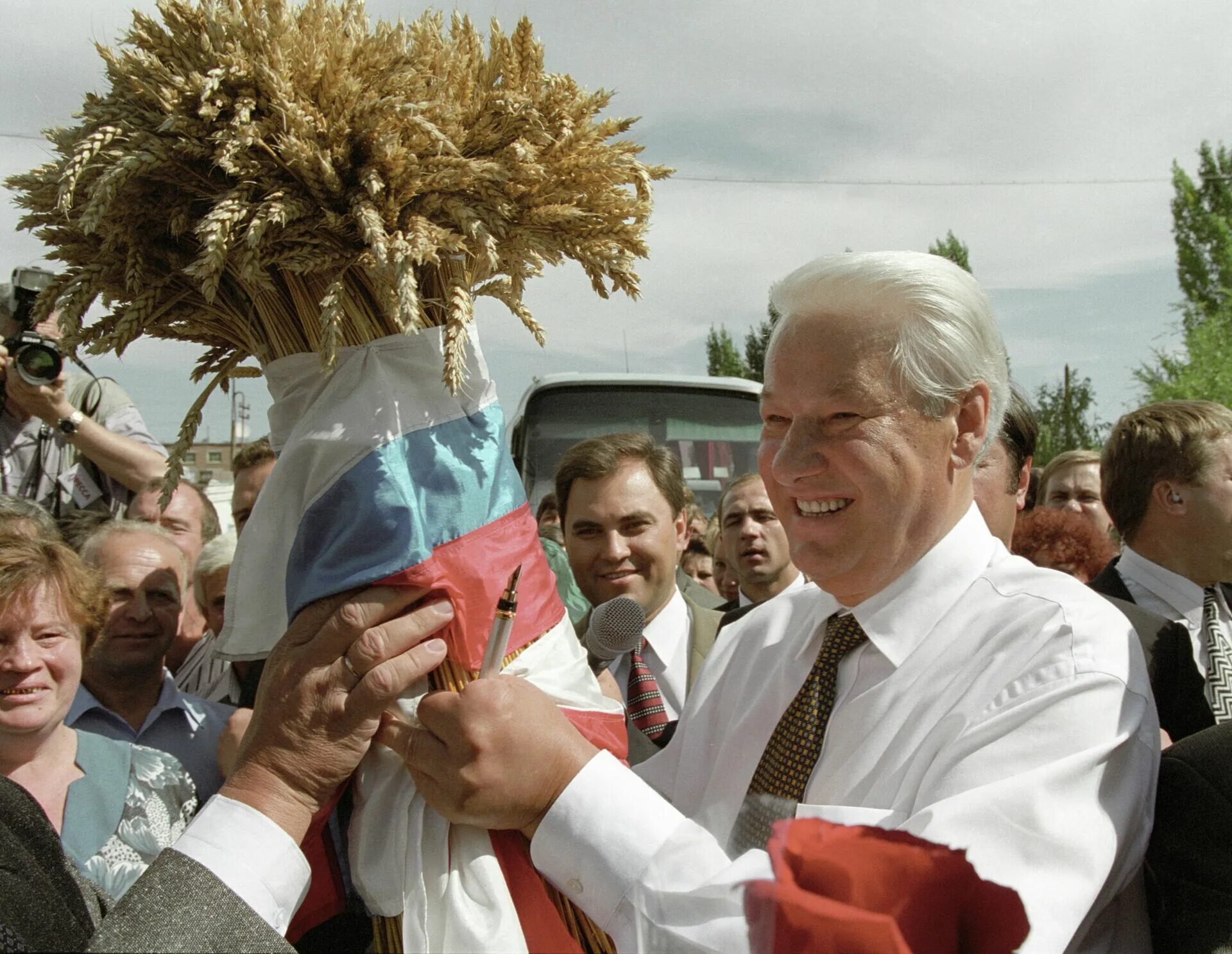 События 1997. Россия 1997 ельцин. россия 1996 ельцин. ельцин 1992.