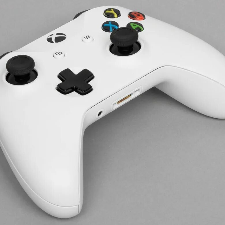 Xbox второй джойстик. Геймпад Xbox one s. Геймпад Xbox one s белый. Xbox one x Gamepad. Проводной геймпад хбокс one s белый.