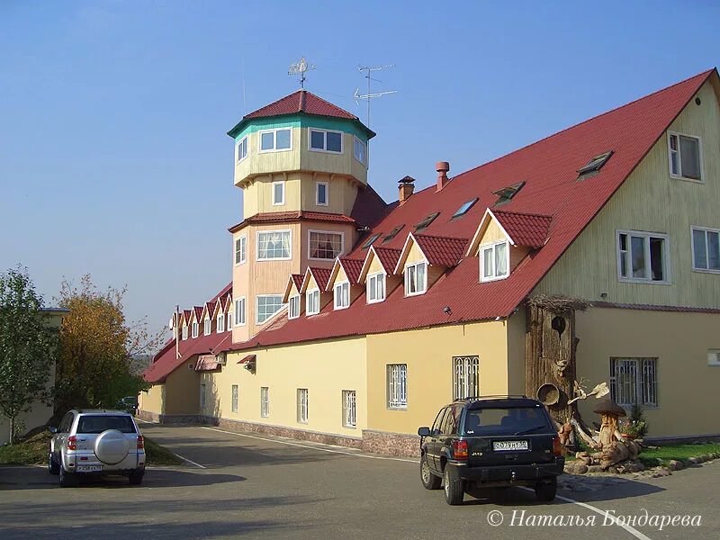 Трактир алеша кубинка. Трактир алеша. Ресторан алёша в звенигороде. Трактир алеша звенигород официальный сайт. Трактир алеша пляж.