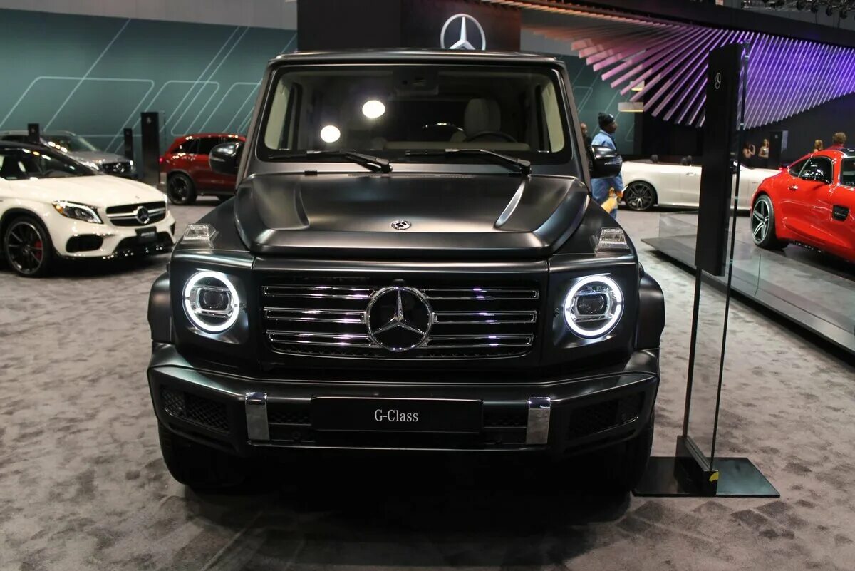 Гелик все открыто. Mercedes g class 2019. Мерседес Гелендваген 2018. Мерседес g class 2018. Мерседес Гелендваген новый.