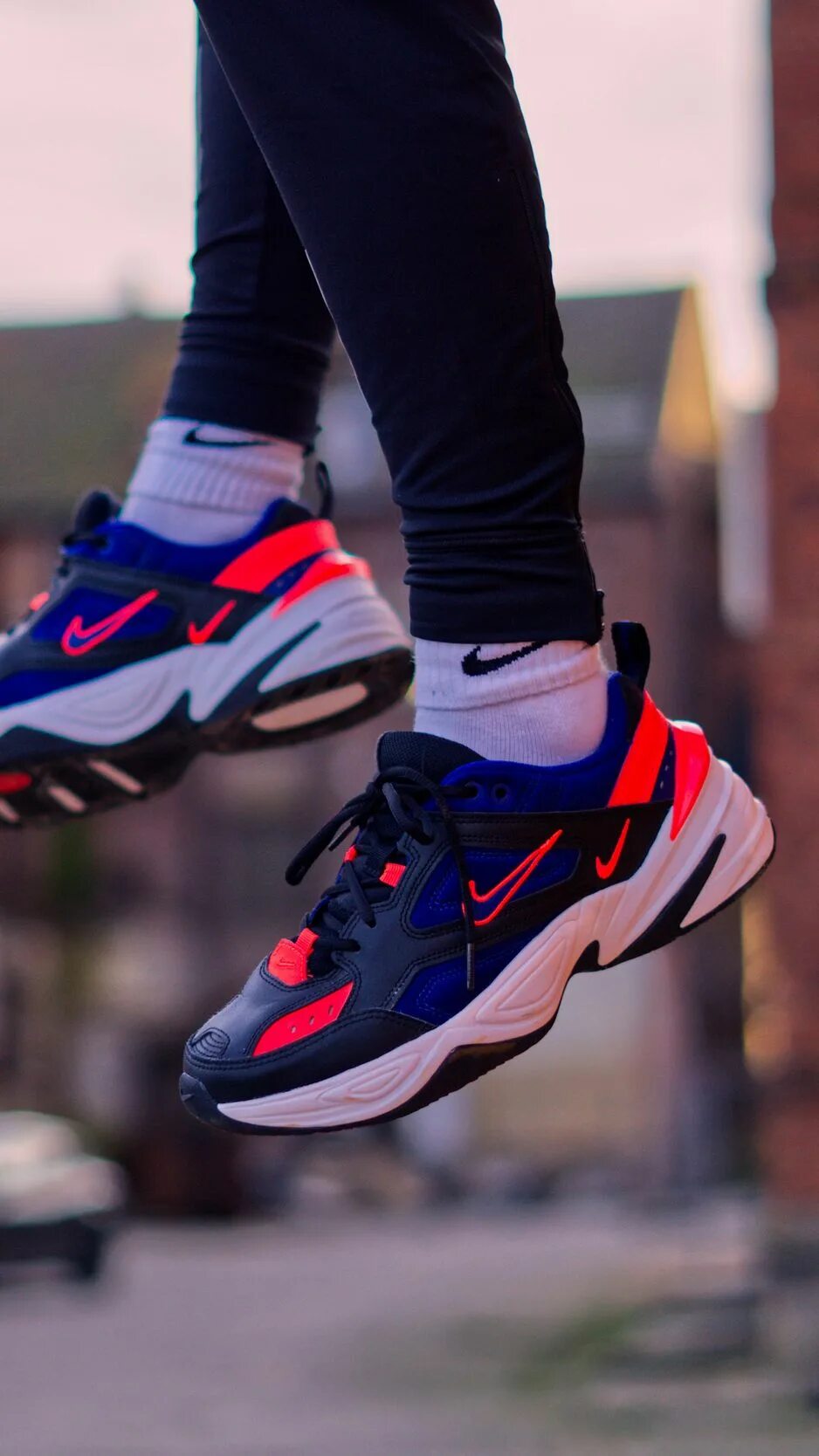 Кроссовки для самокатеров. Разные кроссовки. Nike 2024 men shoes. Кроссовки найк на ноге. Nike air jordan 1 женские на ноге.
