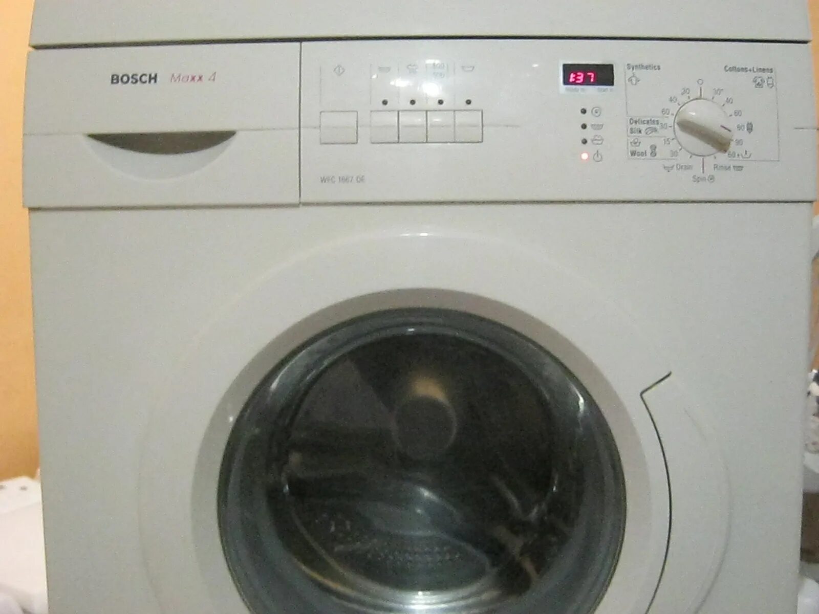 Машина отжимает bosch. Bosch maxx 4. бош макс 40 эксклюзив. bosch maxx 8. bosch maxx 55000009680.