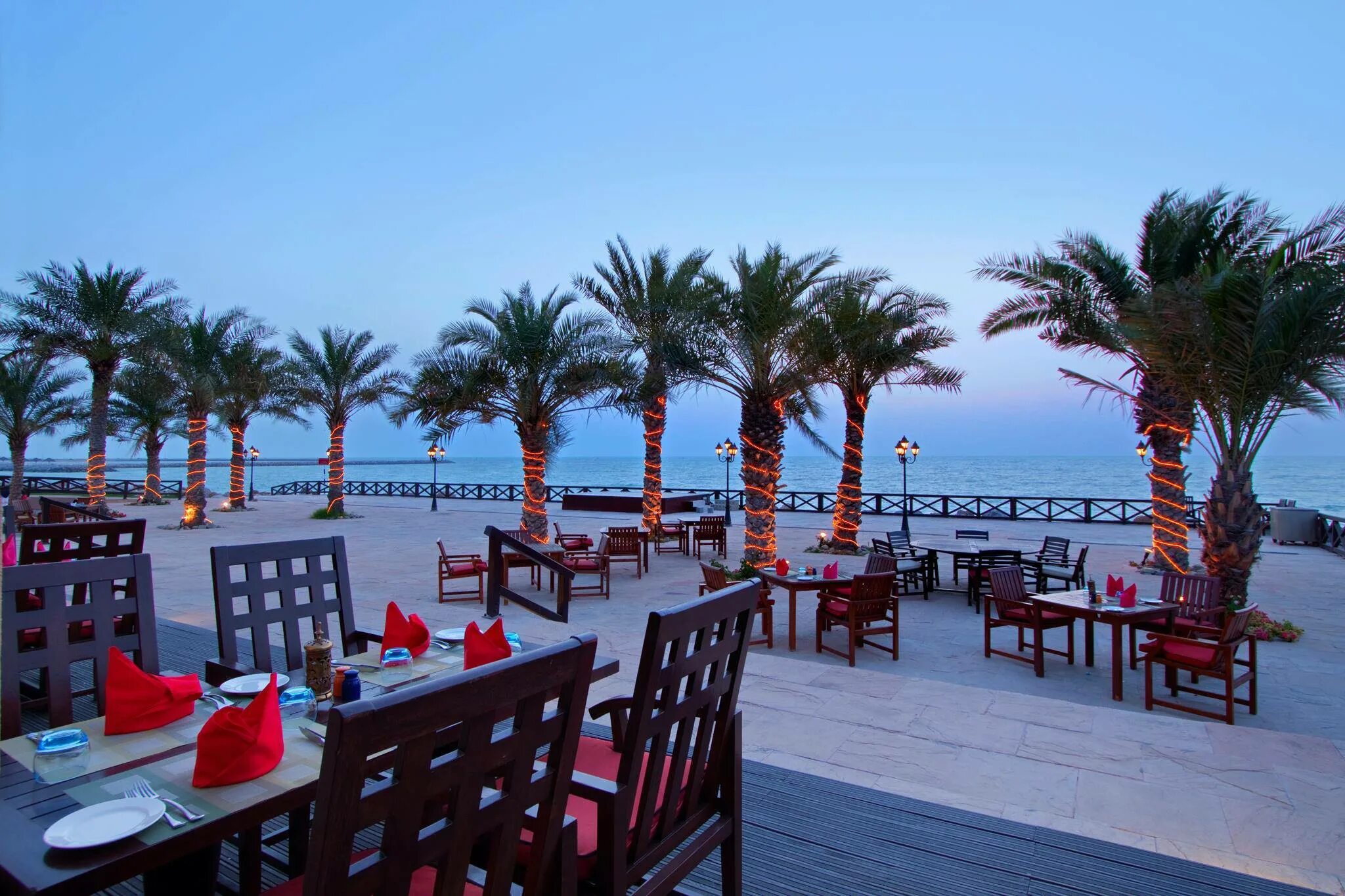Рас эль хайма хотел. Рас эль хайма хотел. Рас эль хайм. Ras al khaimah hotel 4 рас аль хайма. Отель рас эль хайма 4.