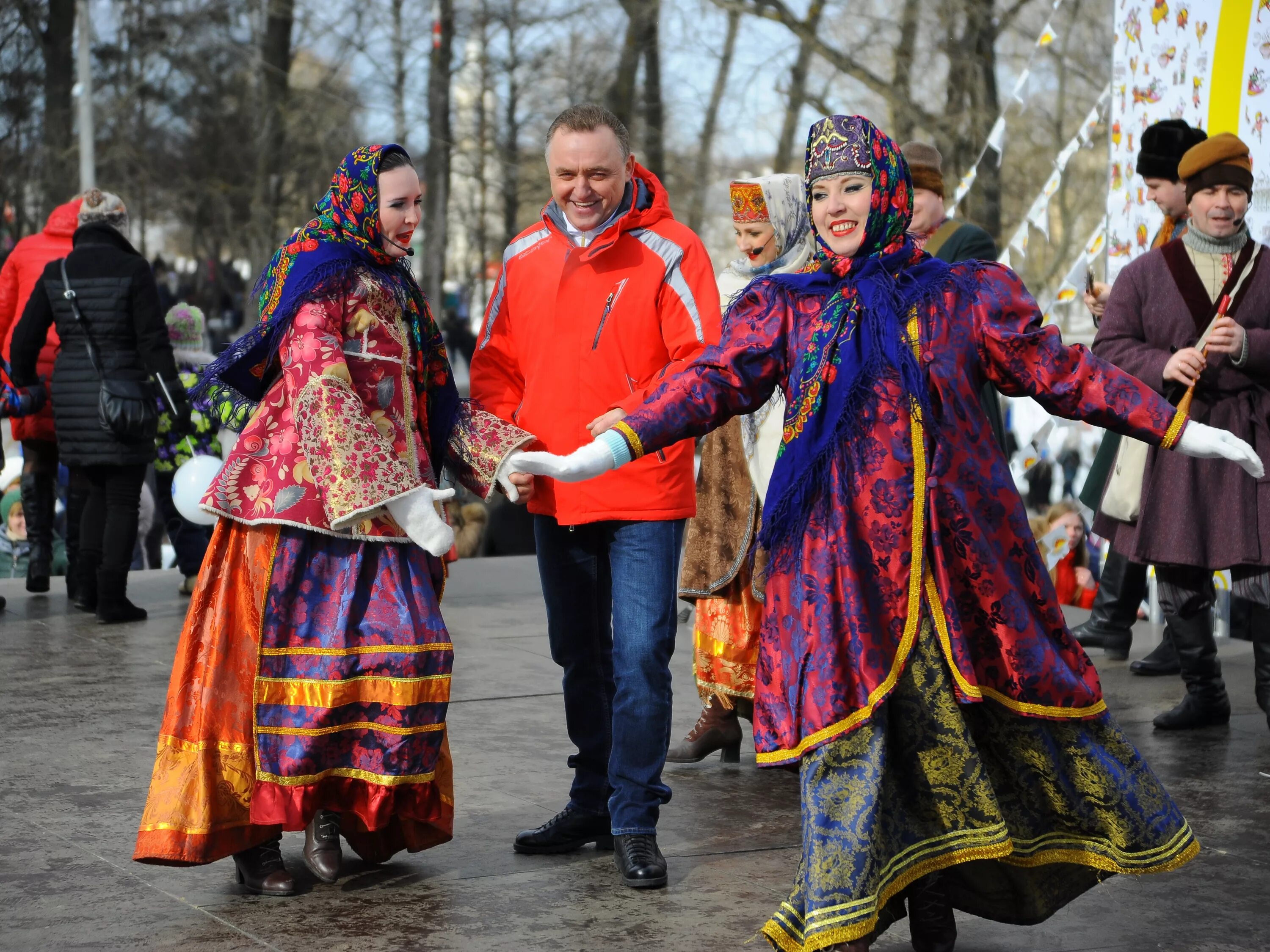 первый день масленицы встреча. седьмой день масленицы. проводы масленицы. 7 день масленицы. прощёное воскресенье масленица.
