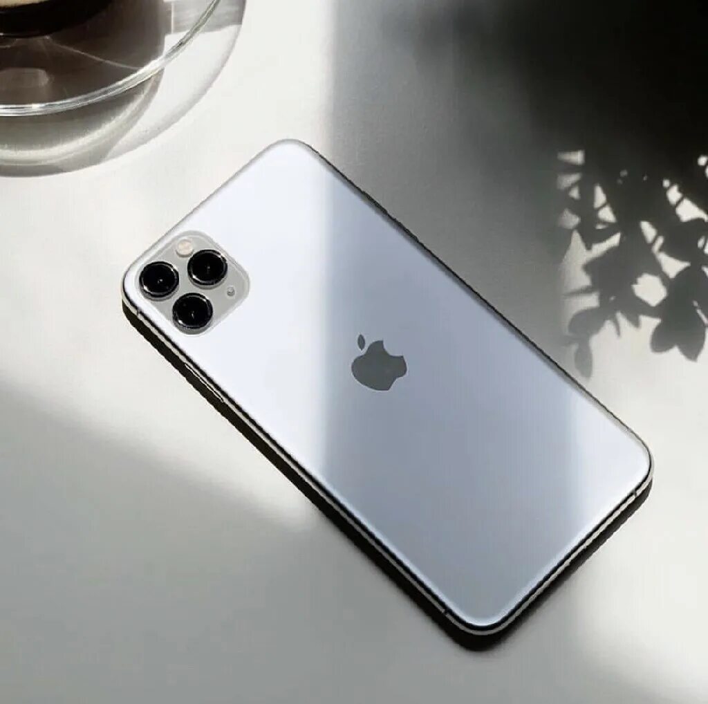 Айфон 11 макс бу. Iphone 11 Pro Max белый. Iphone 11 Pro Max 128gb. Apple iphone 11 Pro 64gb Silver. Айфон 11про Max белый.