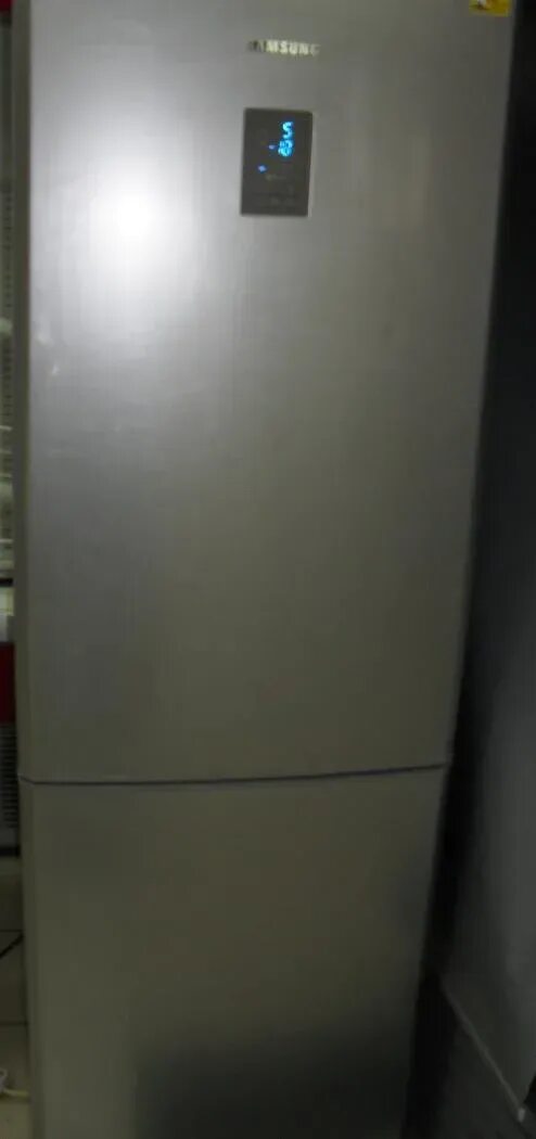 Robot rl34. Холодильник Samsung rl34ects1. Samsung rl34ects1/BWT. Samsung rl34еgмs холодильник. RL 34 самсунг холодильник вентилятор охлаждения.