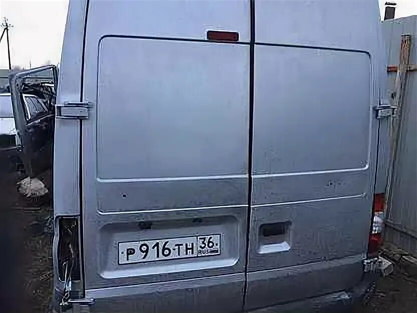 Дверь Форд Транзит 1097. Ford Transit 2007 года задние двери вид. Задние двери Транзит 2009г. Задняя дверь Форд Транзит 2011.