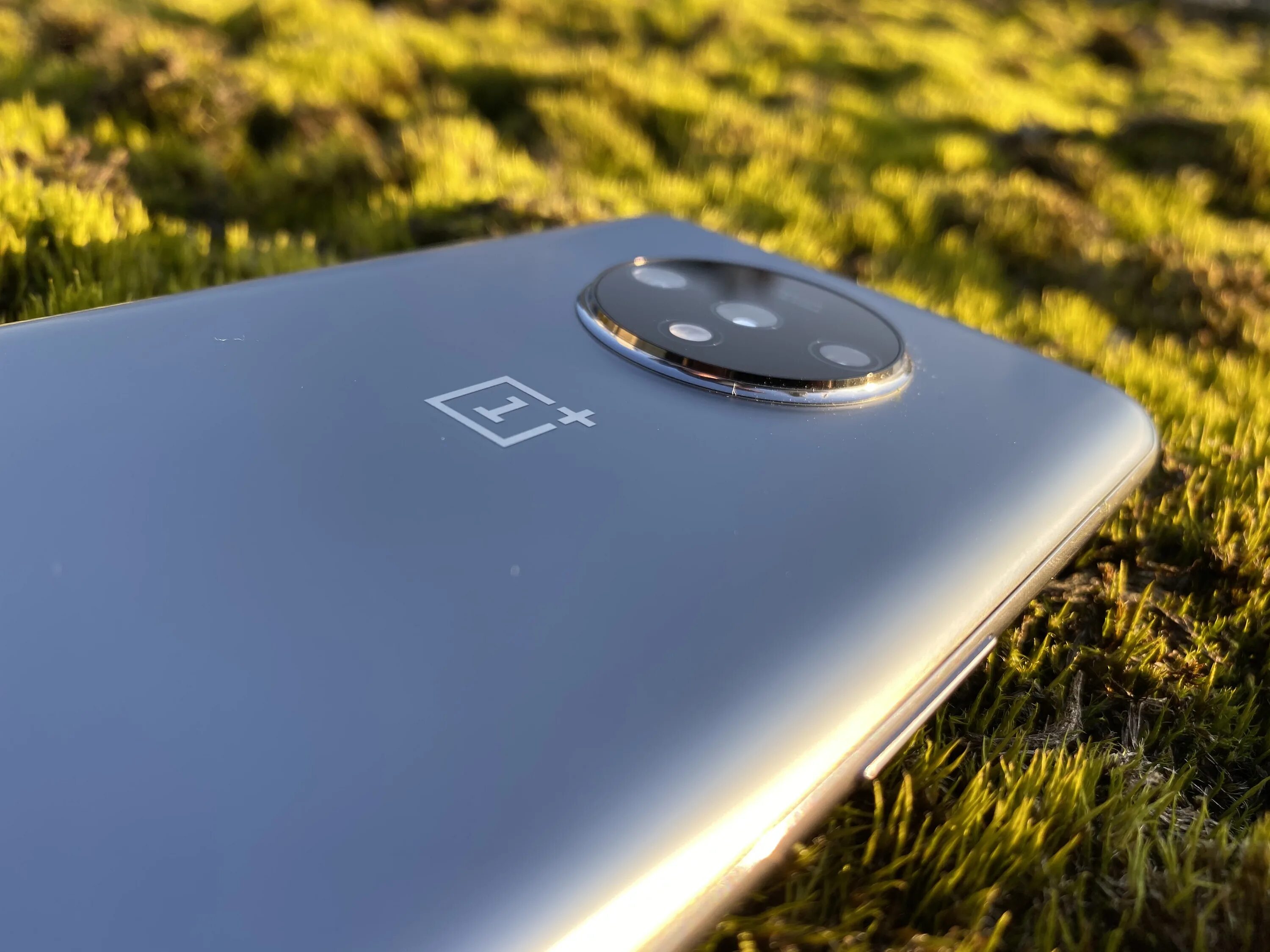 Oneplus keqing. Oneplus 7. oneplus 7t camera. oneplus 10 t камера. смартфон oneplus 9rкартинки.