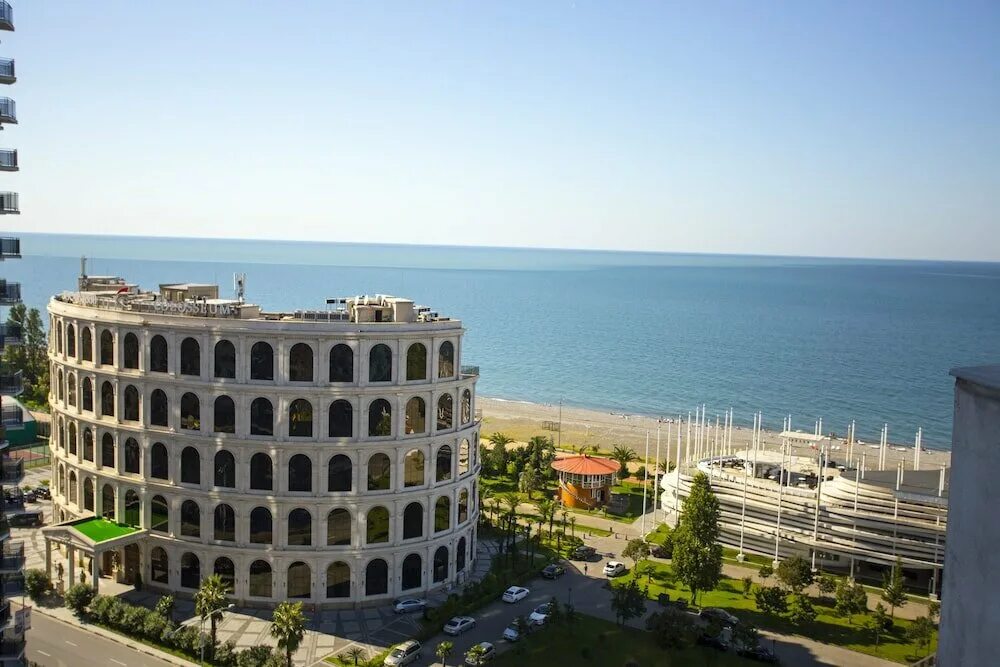 Castello mare hotel грузия. Цихисдзири грузия. Отель кастелло маре грузия. Сарпи гонио. Кастелло маре грузия.