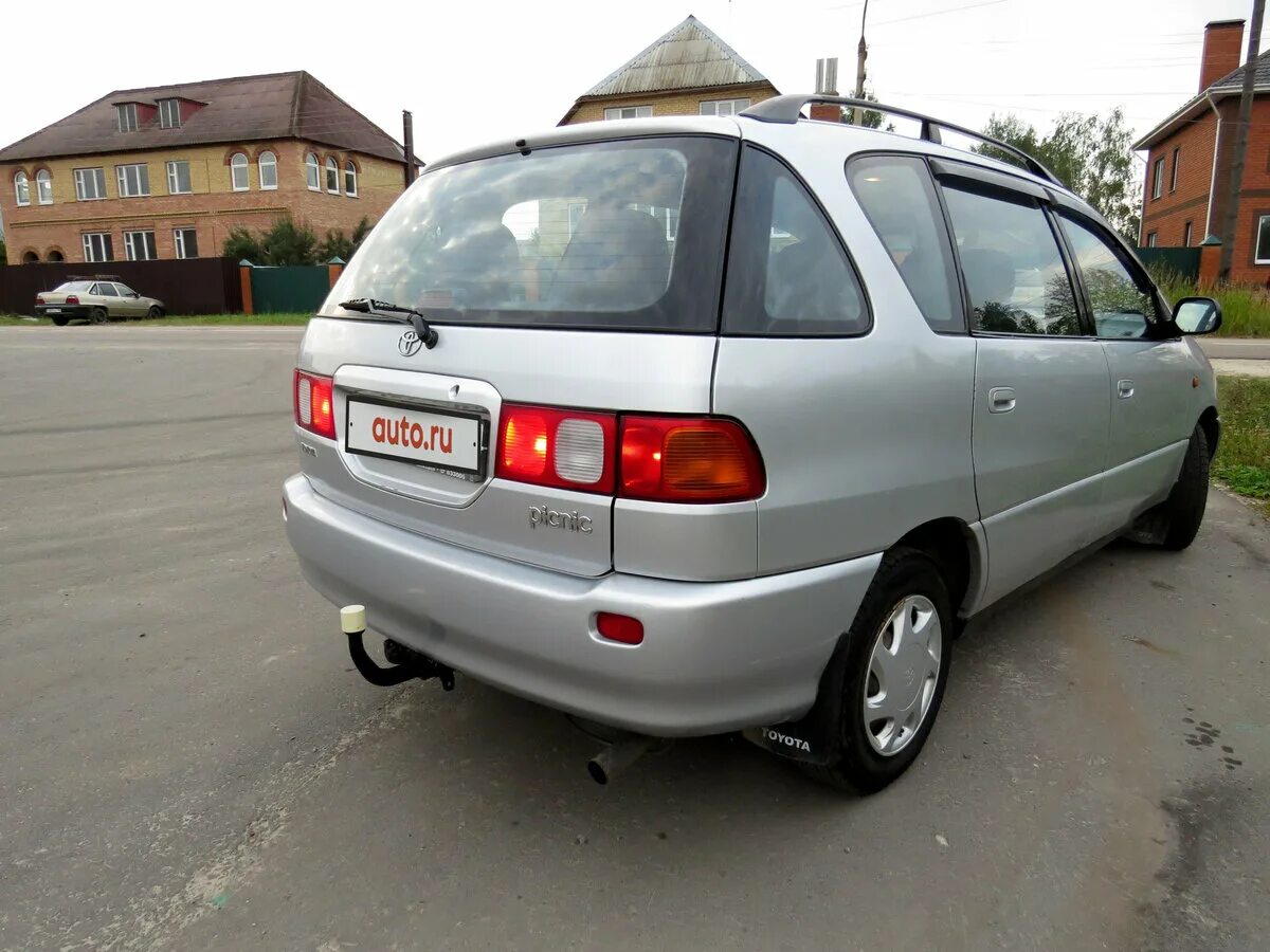 Тойота пикник 2. Toyota Picnic 1998. Тойота пикник 1998. Тойота пикник 1998 2.0 бензин.