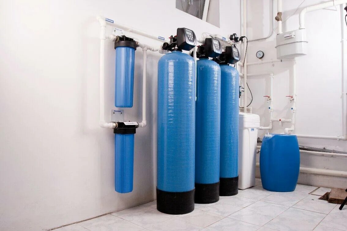 Домашняя вода. АКВАФЛОУ DC. Водоочистка v1dmc. Система фильтрации воды. Водоподготовка для частного дома.