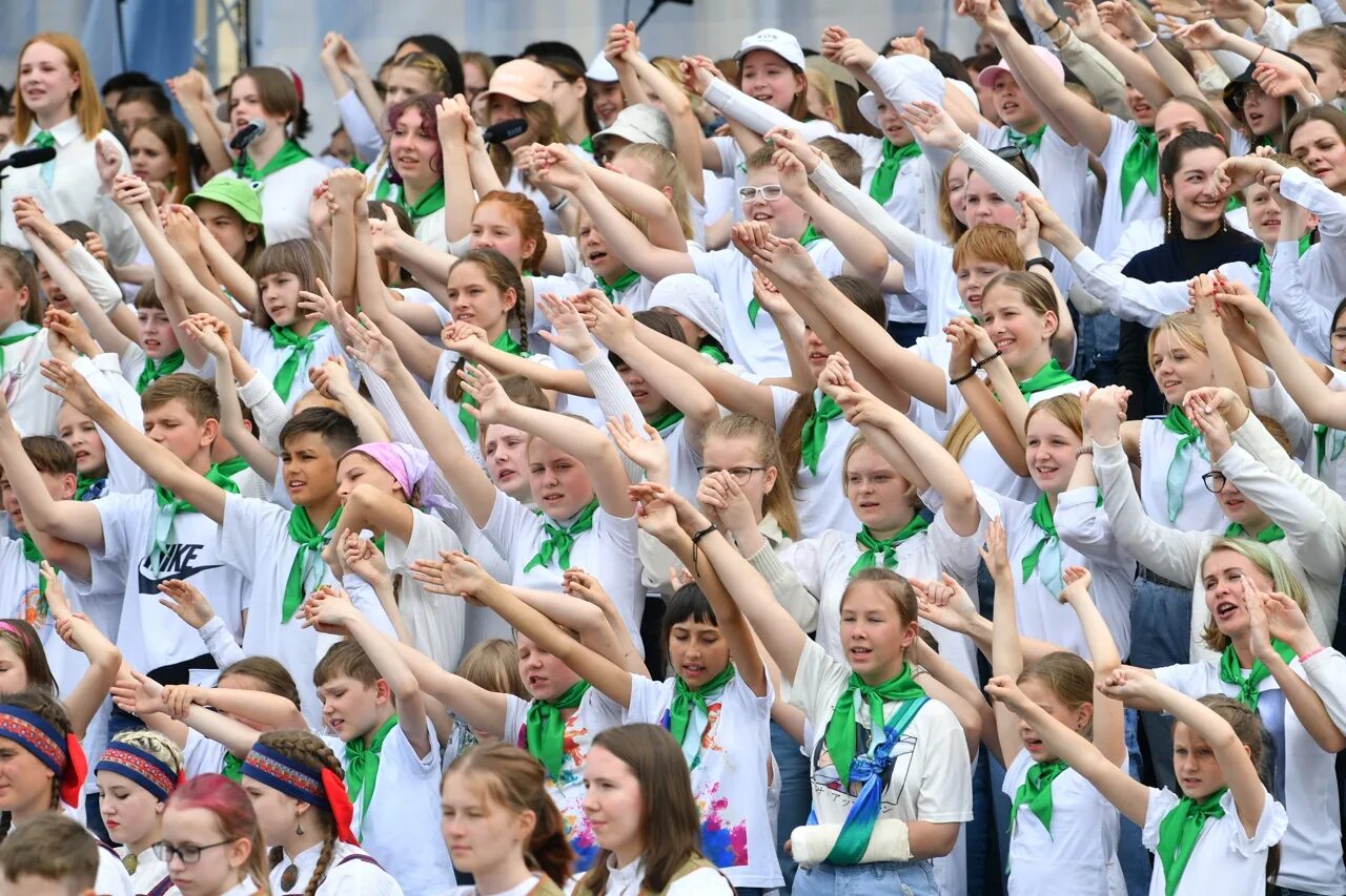 Праздник на кирова петрозаводск сегодня. 22 концерт на площади. Праздник на кирова петрозаводск сегодня. Проводы масленицы в токсово 2022г. Детский сад марьяне петрозаводск.