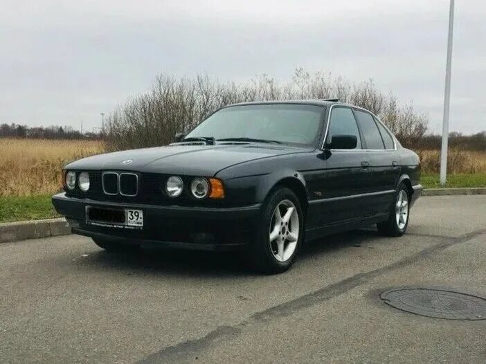 BMW e34 1989. BMW e34 525i. BMW 525i e34 черная. BMW e34 525i 1989. Е34 дизель