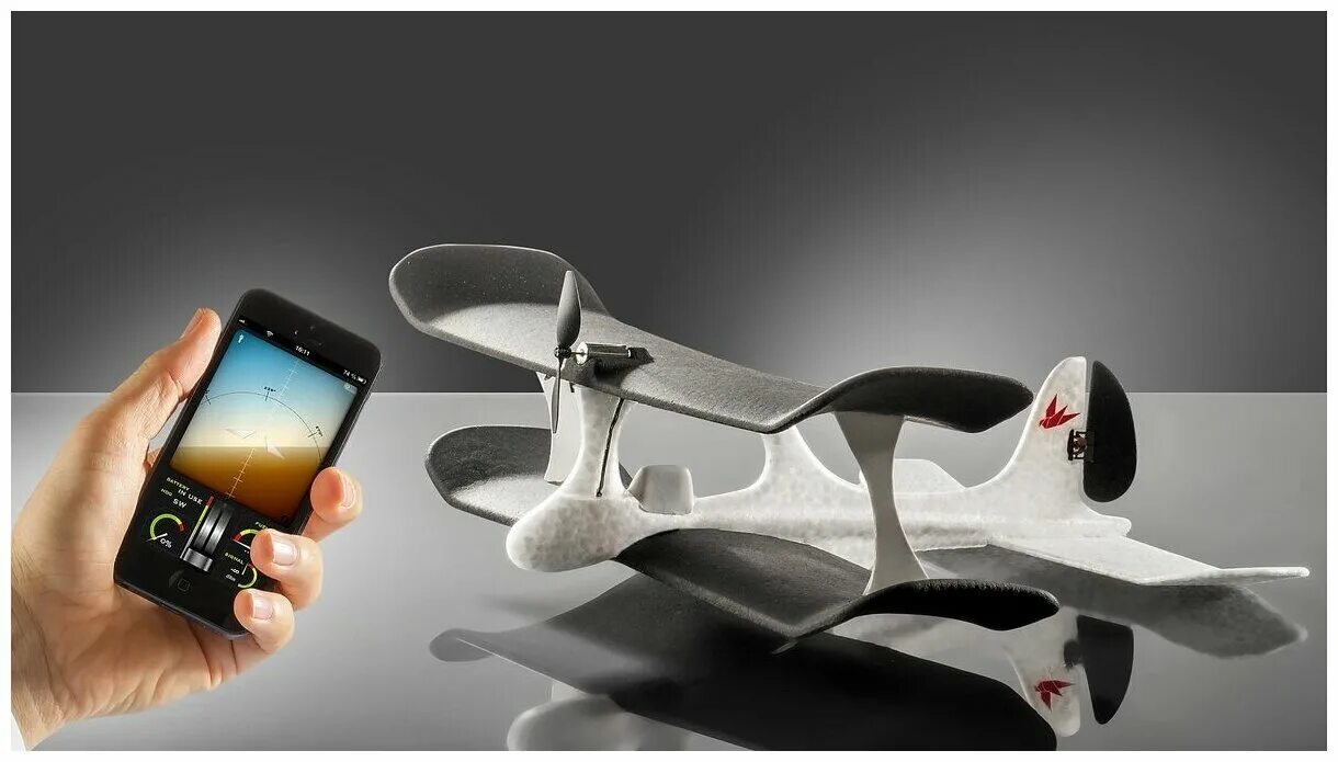 гаджеты. самый большой квадрокоптер. гаджеты для телефона. гаджеты для дачи. портативный игровая приставка smach z pro.