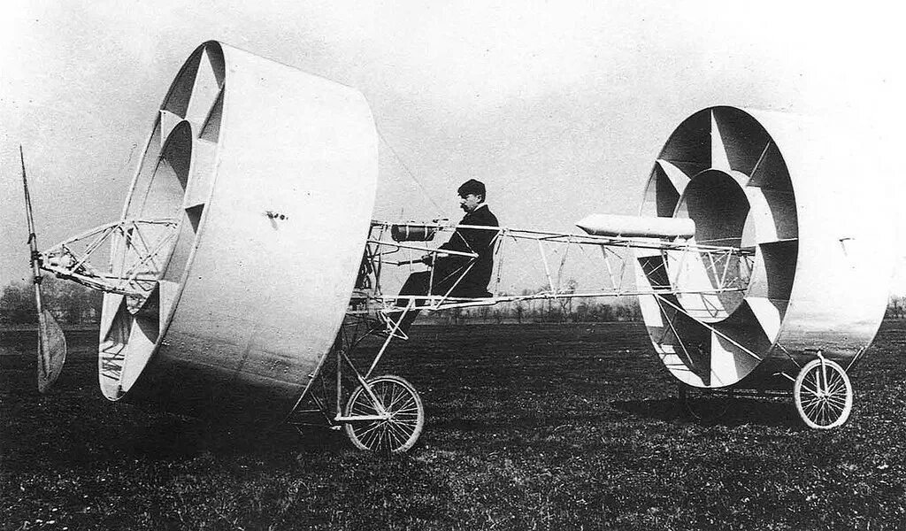 Первая машина самолет. Летательные аппараты 20 века. Братья Райт первый самолет. Аэроплан это летательный аппарат. Самые ранние летательные аппараты.