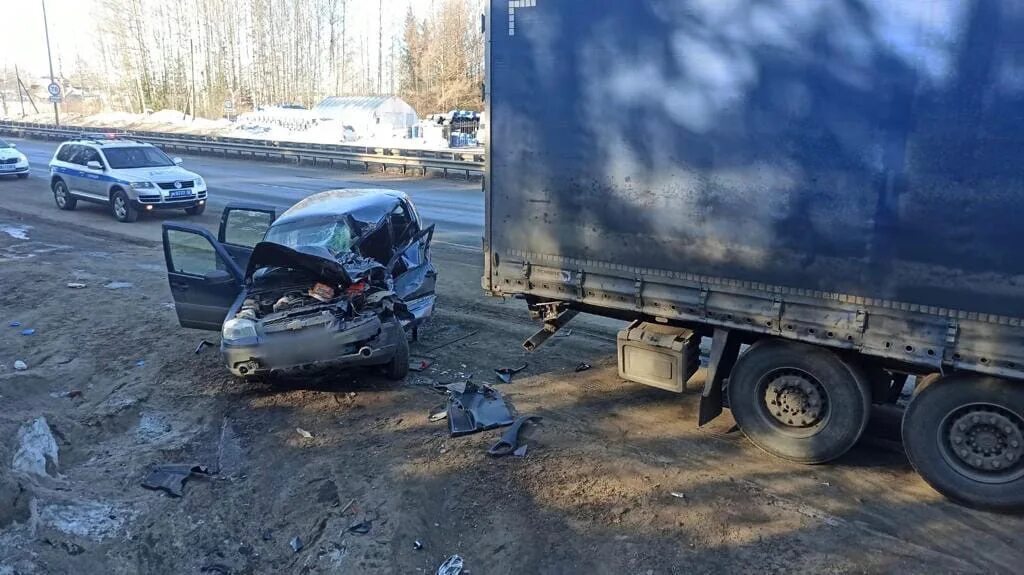 Новости 27.03 2024. ДТП Шевроле Нива и КАМАЗ. Автомобили столкнулись.