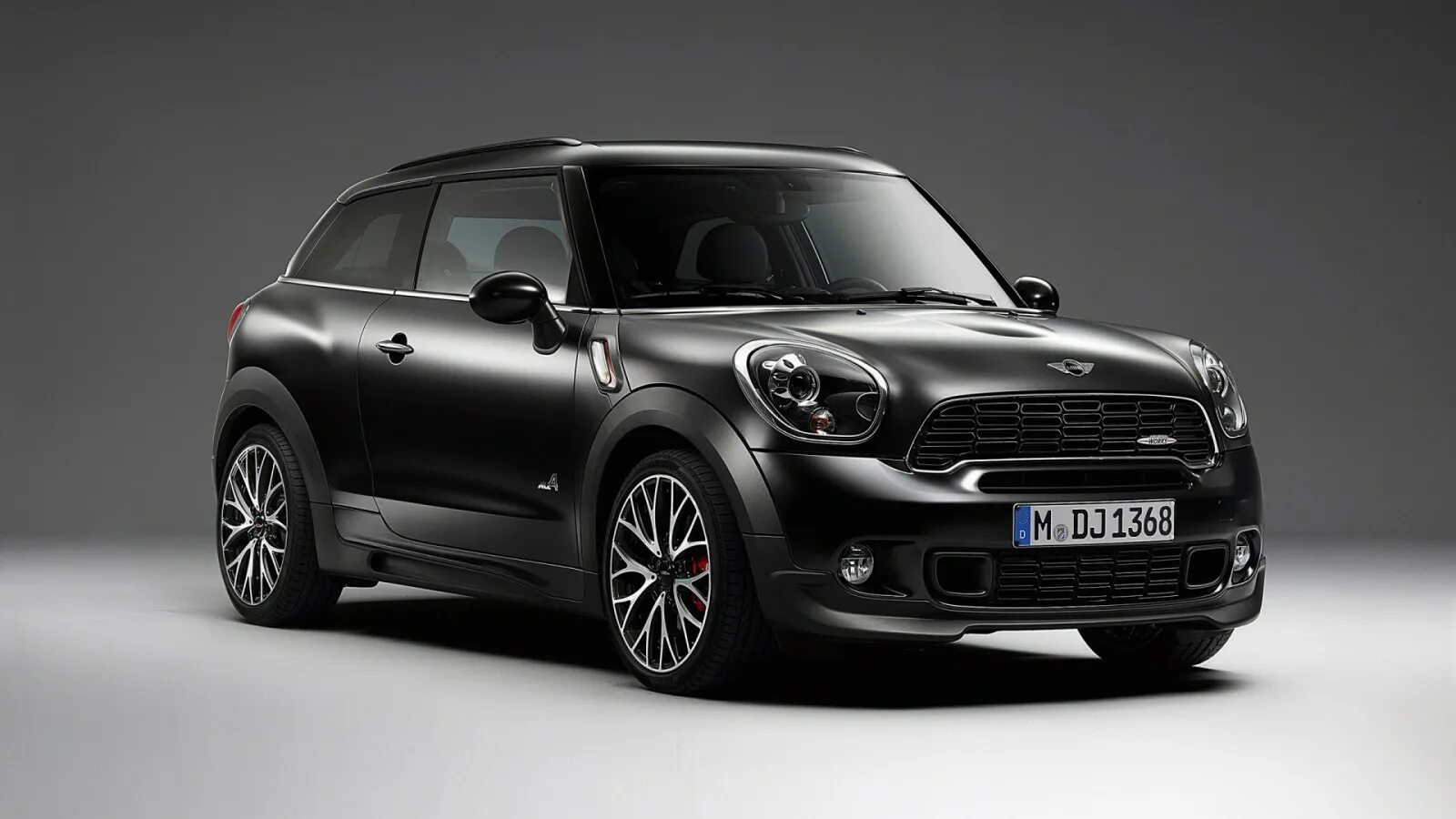 Mini hatch cooper ii (r56). Кнайт мини. Mini black 3. Машинка для стрижки dewal mini 03-012. Мини купер paceman.