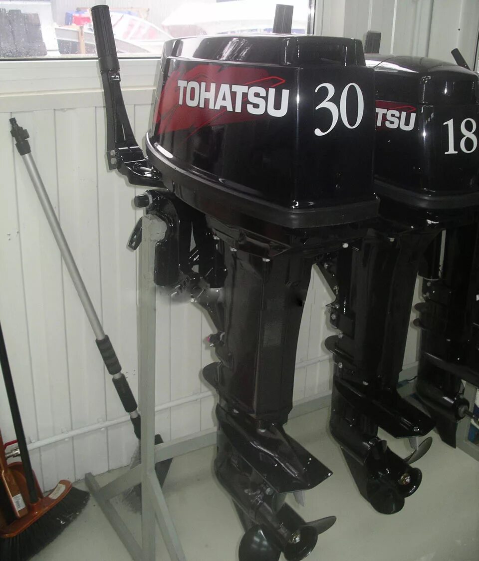 Мотор лодочный 30 новый. Лодочный мотор Tohatsu m 30h EPL. Лодочный мотор Tohatsu 30. Лодочный мотор Тохатсу 30 двухтактный. 2х-тактный Лодочный мотор Tohatsu m30h EPL.