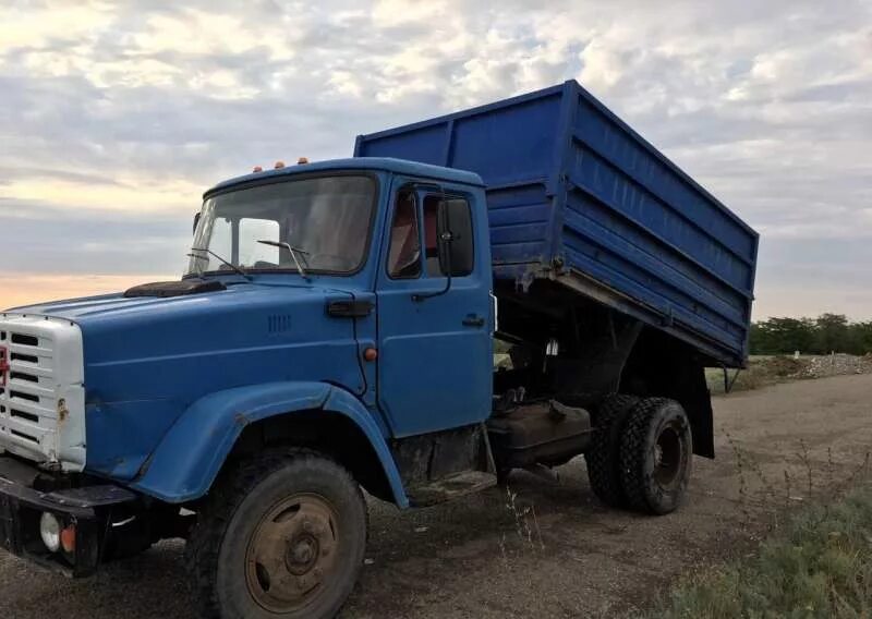 ЗИЛ-130 самосвал дизель. ЗИЛ-130 самосвал сельхозник. ЗИЛ самосвал дизель с 245. ЗИЛ 130 сельхозник дизель. Продажа зилов в крае