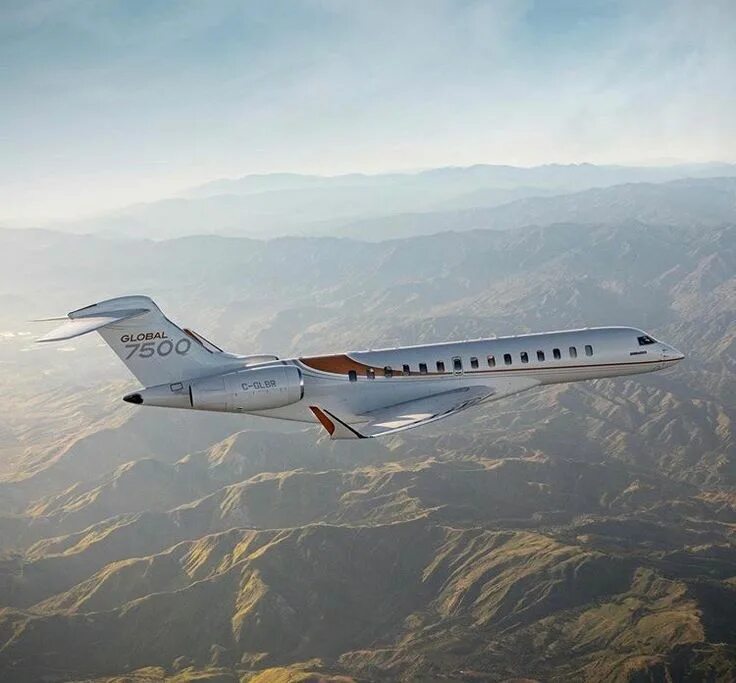 Bombardier global 7500 фото двигатель The Bombardier Global 7000 Will Take You Flying In A Blue Dream Private jet, Jet