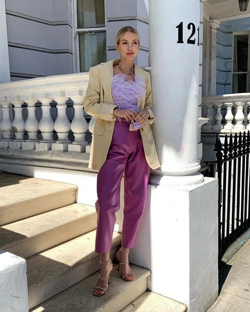 Модные жакеты 2022-2023. Sakai жакет 2022-2023. Укороченный жакет. Модные черные жакеты 2022. Пиджак женский 2022-2023 тренд.