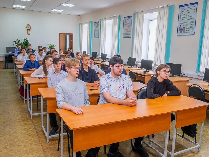 Сайт нурмк новый уренгой. НУРМК колледж новый Уренгой. Школа 16 новый Уренгой. Уральский региональный колледж Челябинск.