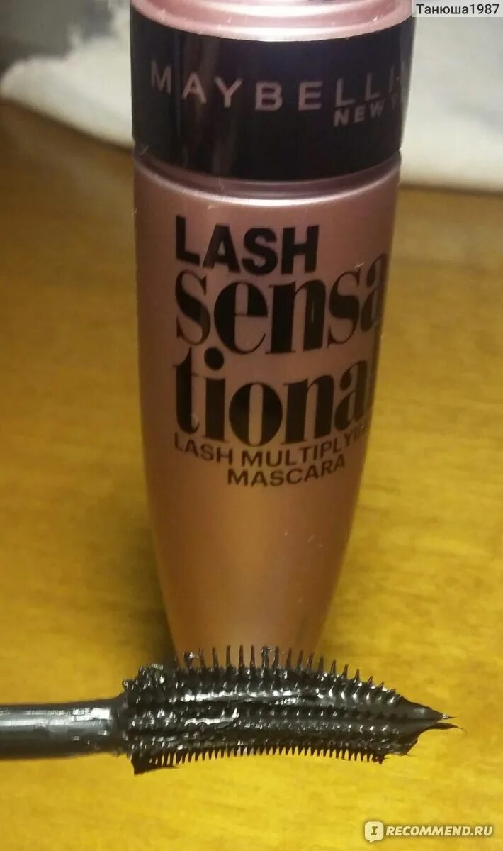 Хорошо смывает тушь. Тушь триумф dividing long lash. Тушь орифлейм в черном тюбике. Тушь которая смывается водой. Max factor 2000 calorie waterproof.