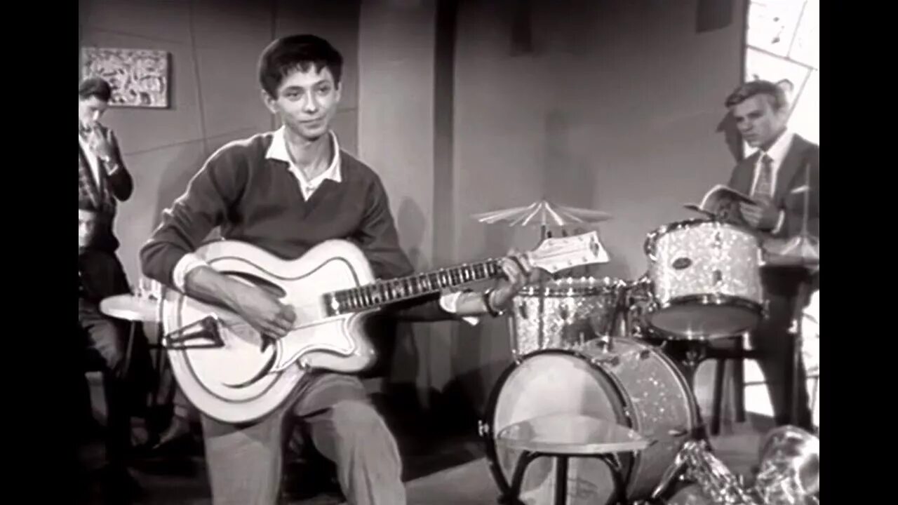 Первая песня техника. Музима.