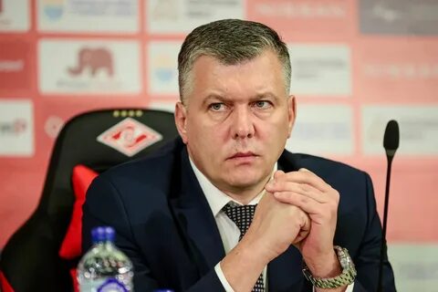 Директор футбольного клуба