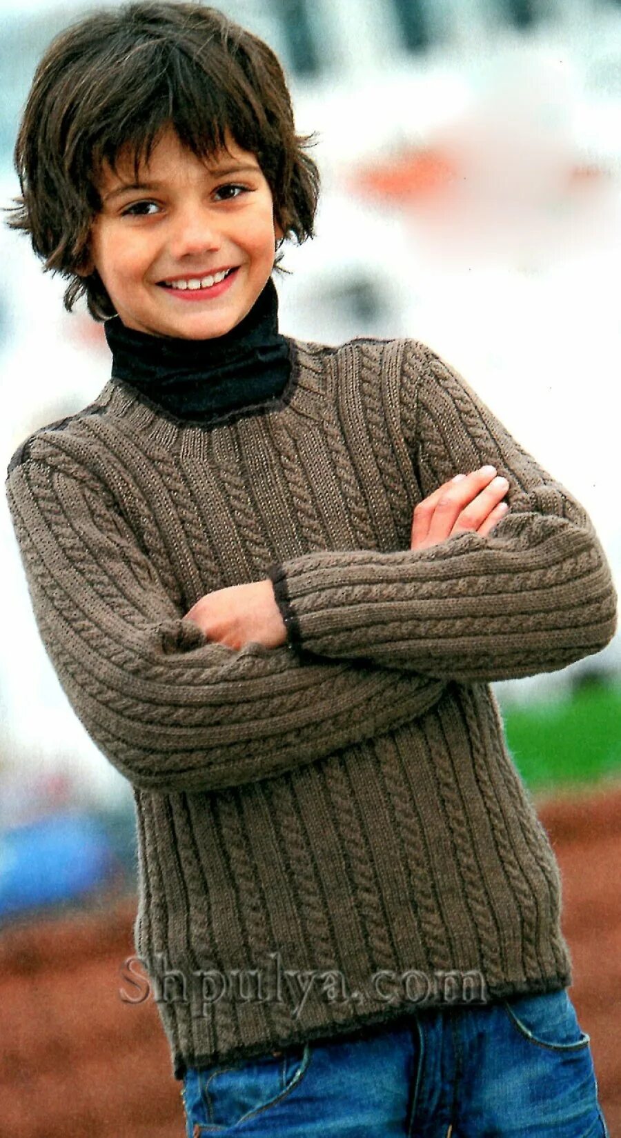 Джемпер для мальчика спицами. Связать для подростка спицами. Связать для подростка спицами. Вязаный свитер для мальчика спицами. Свитер для подростка мальчика.