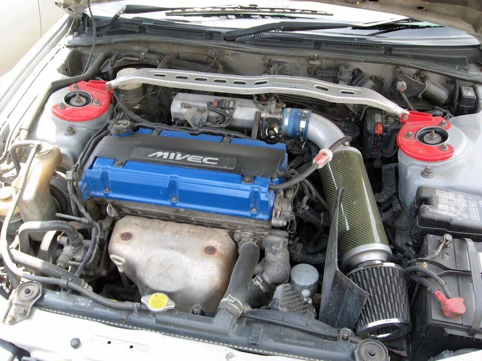 Mitsubishi carisma двигатели. Мотор Митсубиси 4g93. Двигатель 4g93 Mitsubishi 1.8 GDI. Мотор 4g92 Лансер. Mitsubishi 4g92-MIVEC.