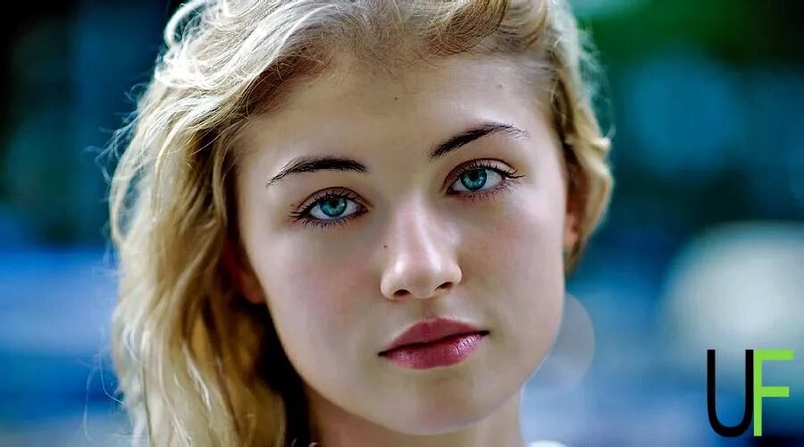 сгенерированные лица несуществующих людей. случайные лица. женщина на лице у мужчины. портрет мужчины. случайные лица.