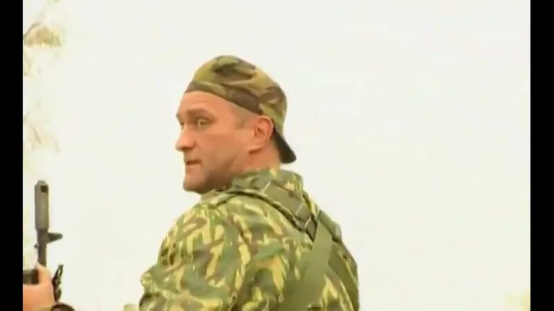 гоги боби боба. гоги боби боба. боби боба из спецназа. спецназ танцует боби боба. спецназ танец боби боба.