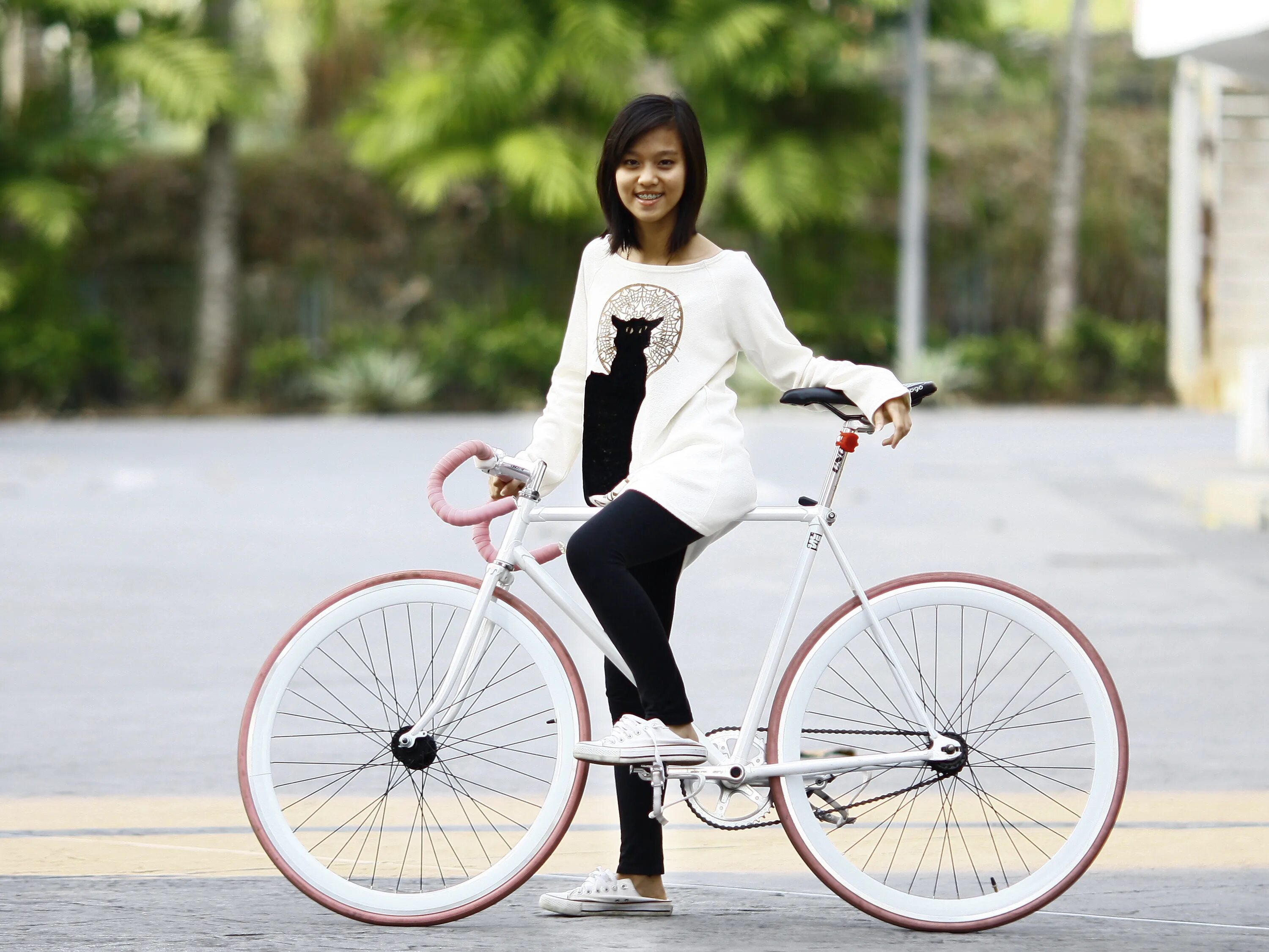 Fixed Gear girl. Fixie girl. Fixed Gear Life Style. Fixed girls