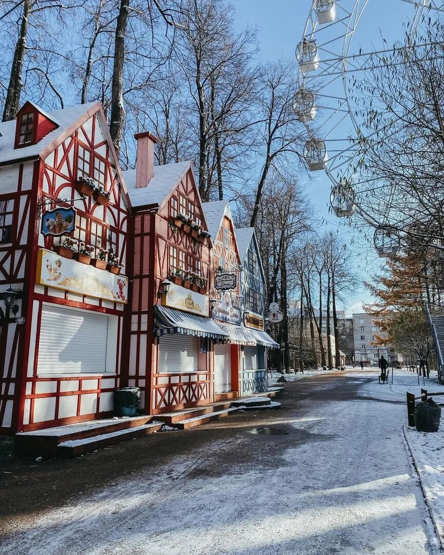 Пермь горький 1. Парк Горького Пермь. Парк Горького Пермь Пермь. Парк Горького Пермь зима. Пейзаж парк Горького Пермь.