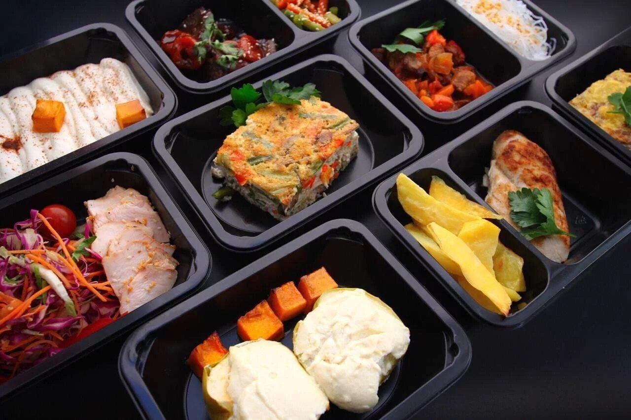 Готовая еда для похудения. Служба доставки еды. Еда на вынос. Лучшие сервисы еды. Доставка еды.
