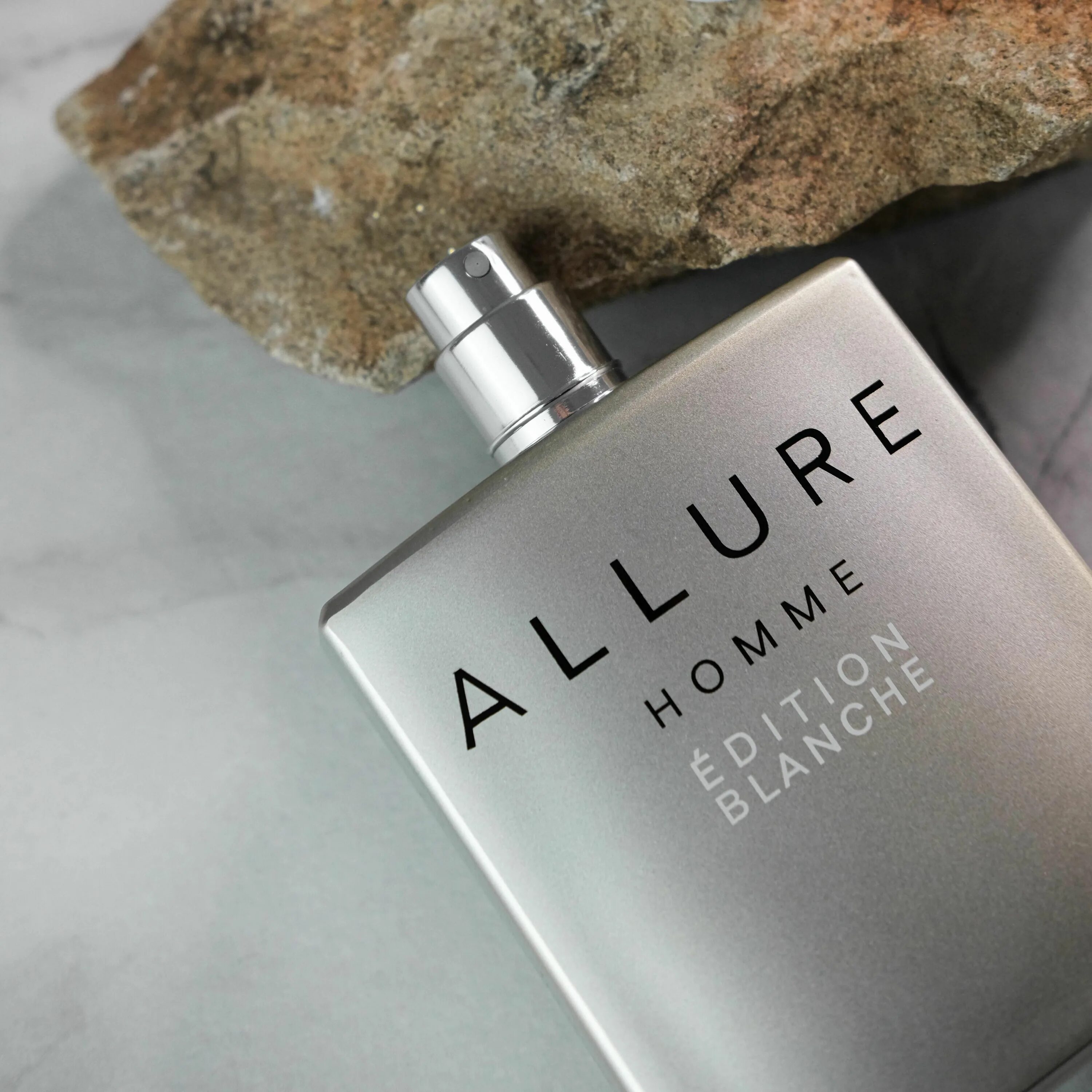 Chanel allure homme blanche. Chanel Allure homme Sport Edition Blanche. Chanel Allure homme Edition Blanche. Парфюмерная вода Chanel Allure homme Edition Blanche. Шанель Бланш мужской.